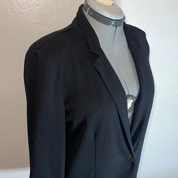 NYCC Black Blazer Single Button Jacket Women’s Size LARGE Rolled 3/4 Sleeves - Picture 8 of 12